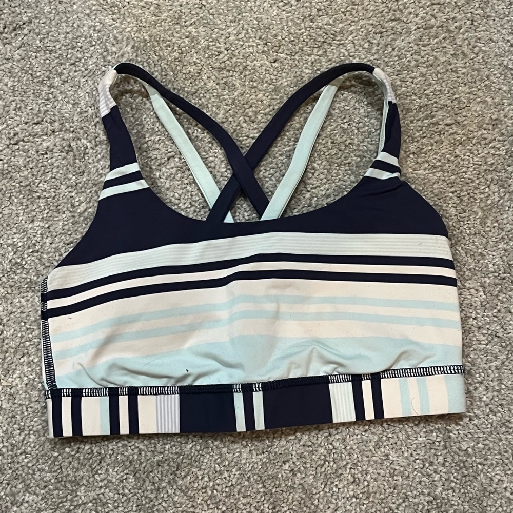 Lululemon Striped Navy and Light Blue Women’s Sports Bra size 4